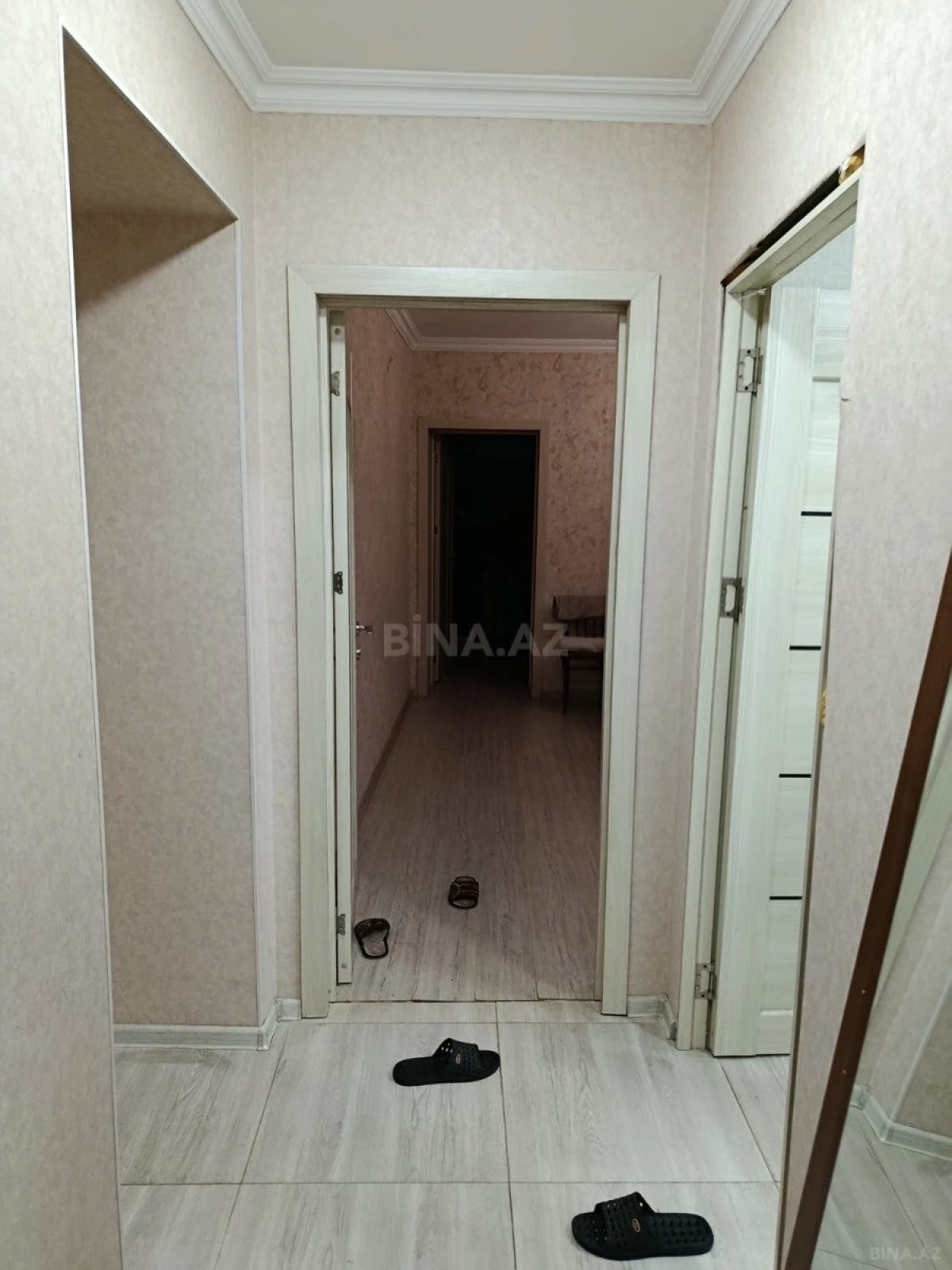 Satılır 4 otaqlı mənzil 105 m²