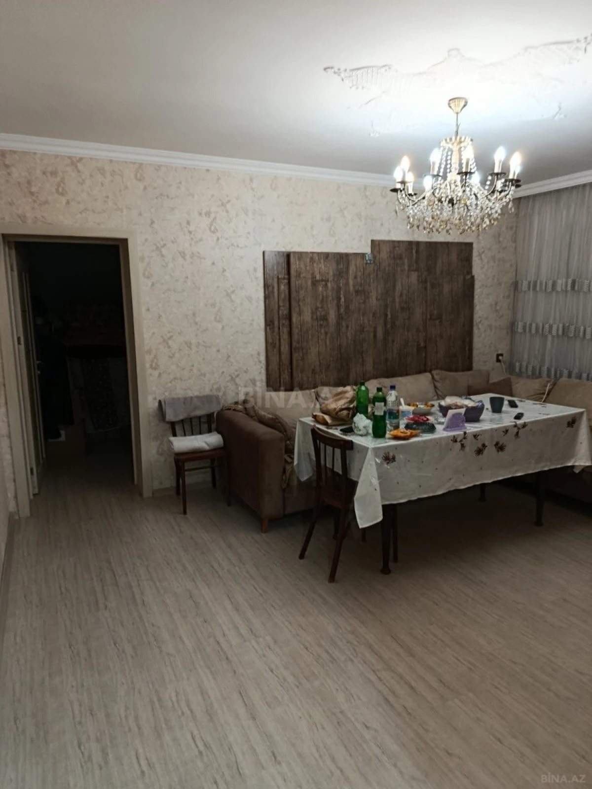 Satılır 4 otaqlı mənzil 105 m²