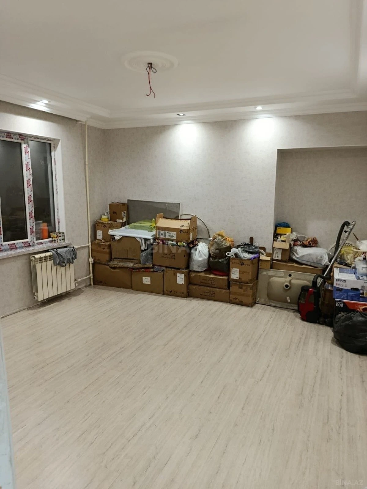 Satılır 4 otaqlı mənzil 105 m²