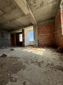 Satılır 1 otaqlı mənzil 71 m²