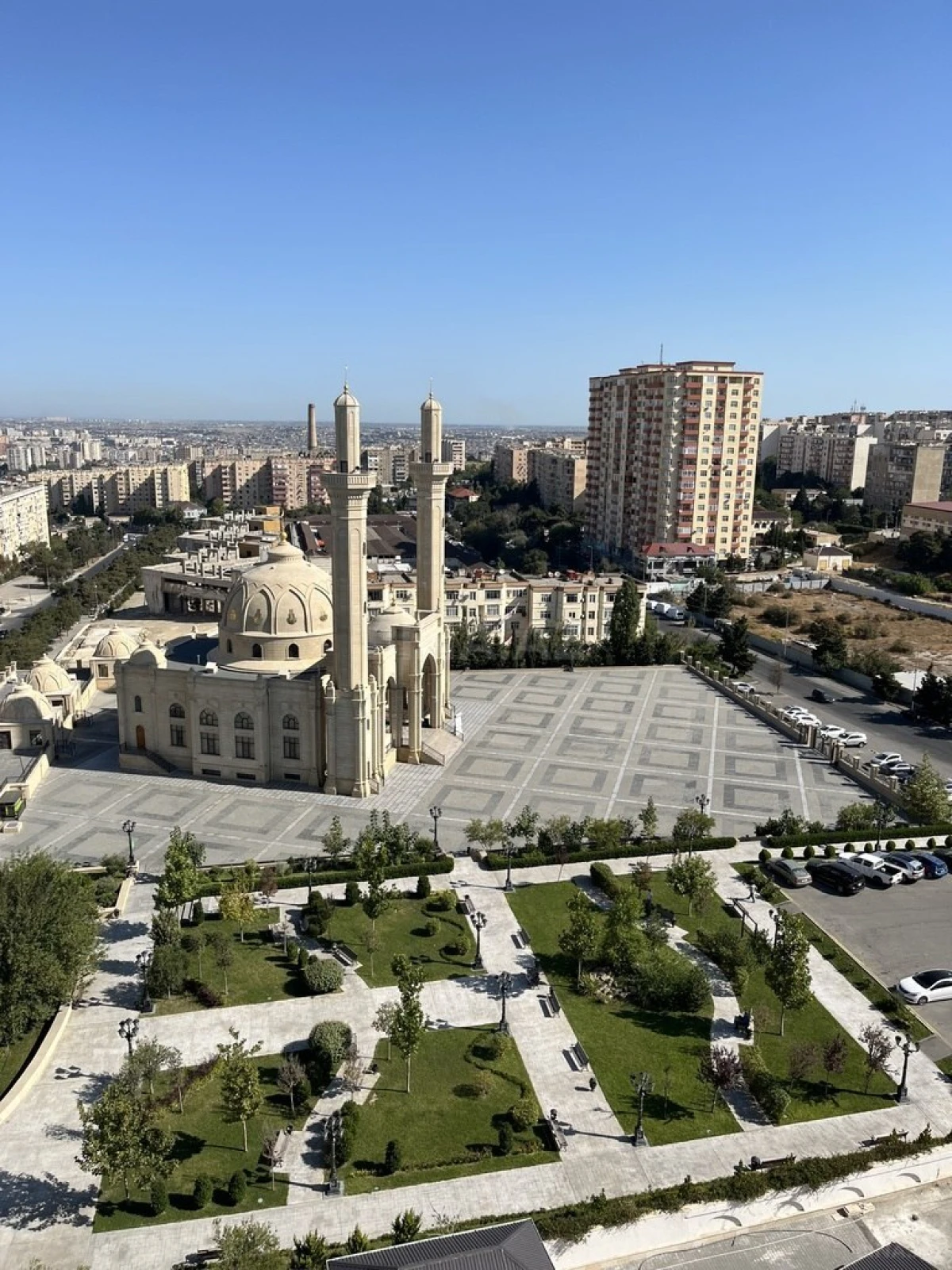 Satılır 1 otaqlı mənzil 71 m²