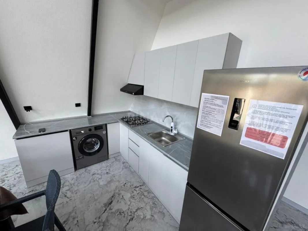 Kirayə verilir 4 otaqlı həyət evi 200 m²