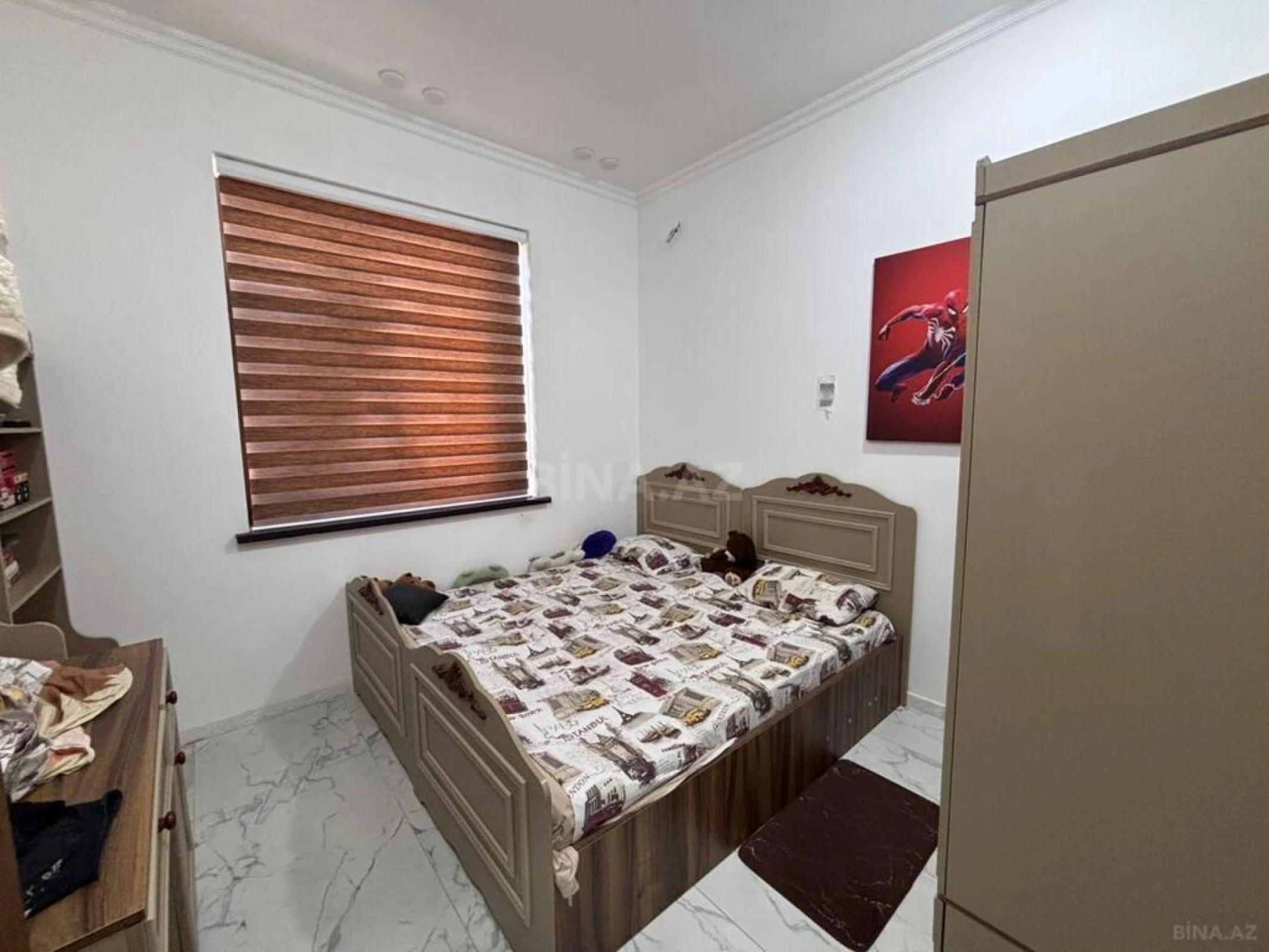 Satılır 5 otaqlı həyət evi 265 m²