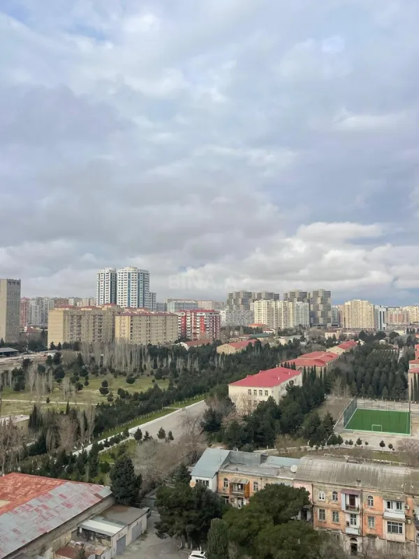 Satılır 2 otaqlı mənzil 68 m²