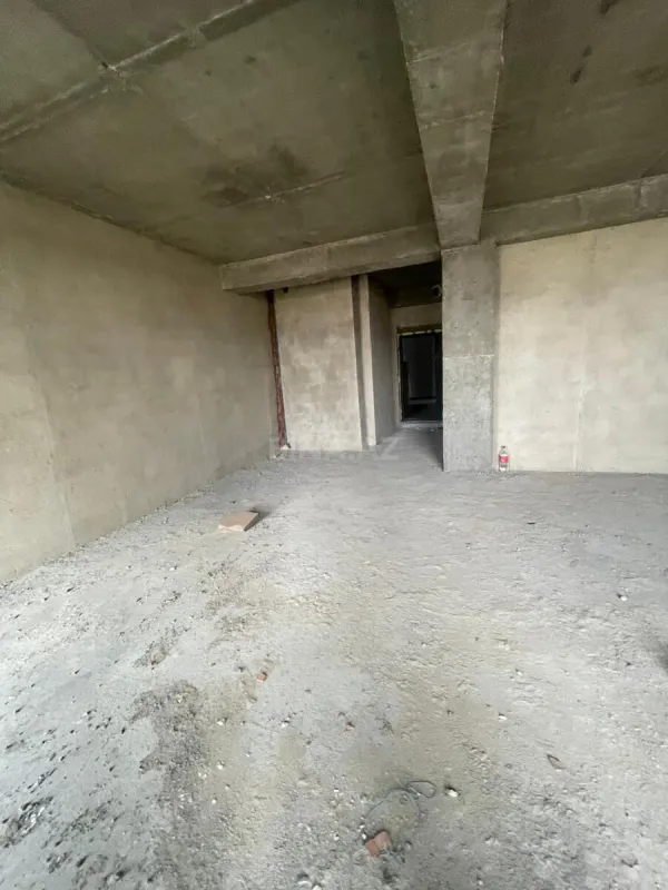 Satılır 2 otaqlı mənzil 68 m²