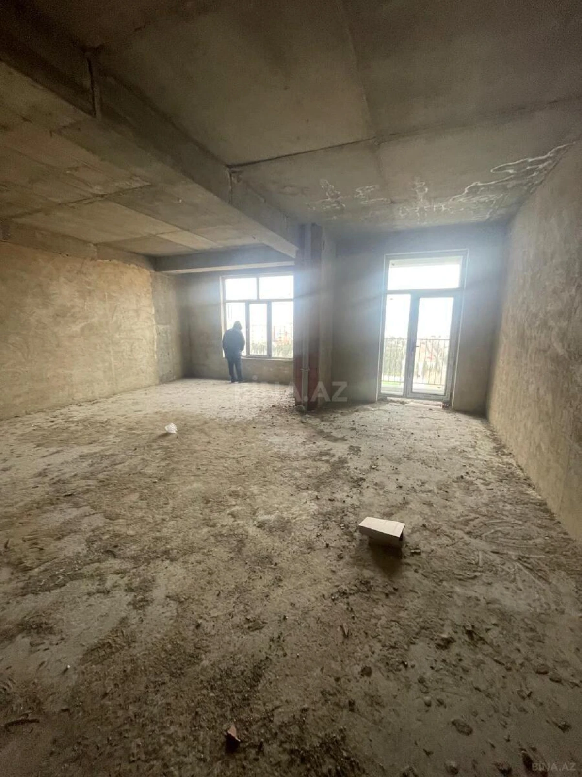 Satılır 2 otaqlı mənzil 68 m²