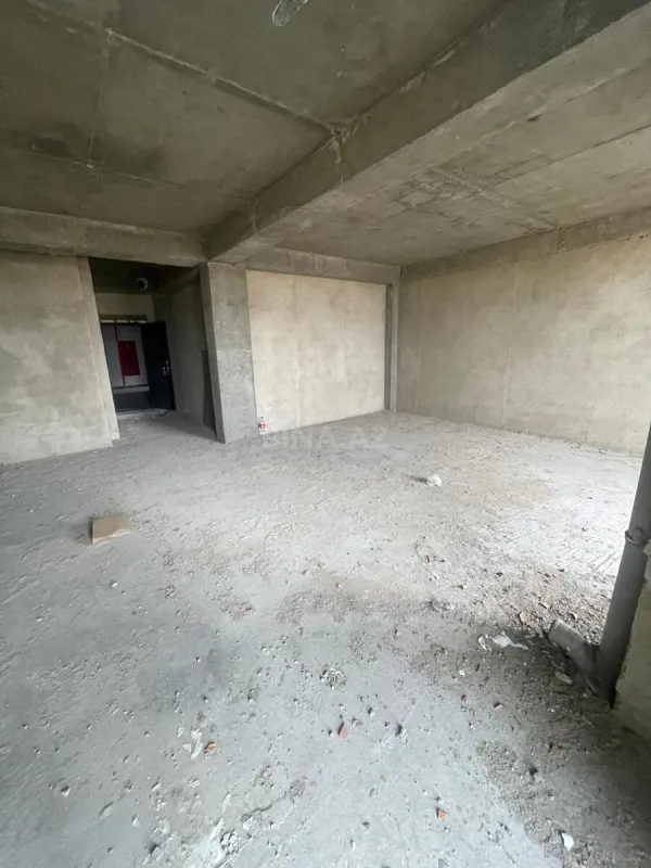 Satılır 2 otaqlı mənzil 68 m²