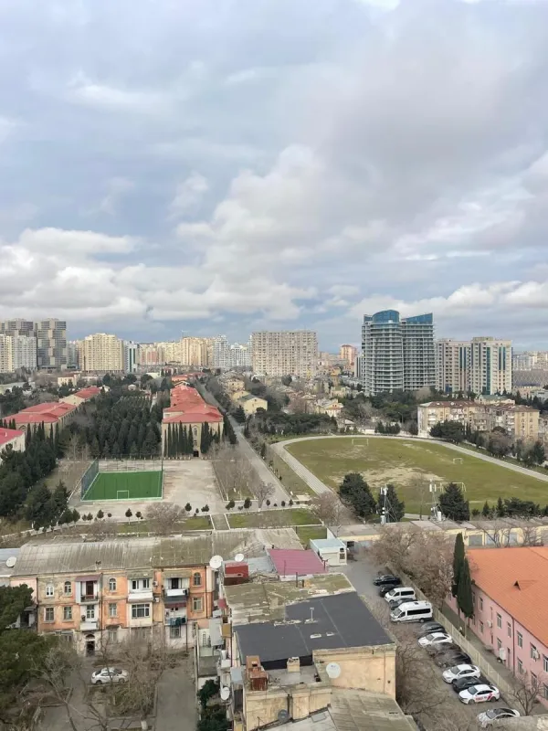 Satılır 2 otaqlı mənzil 68 m²