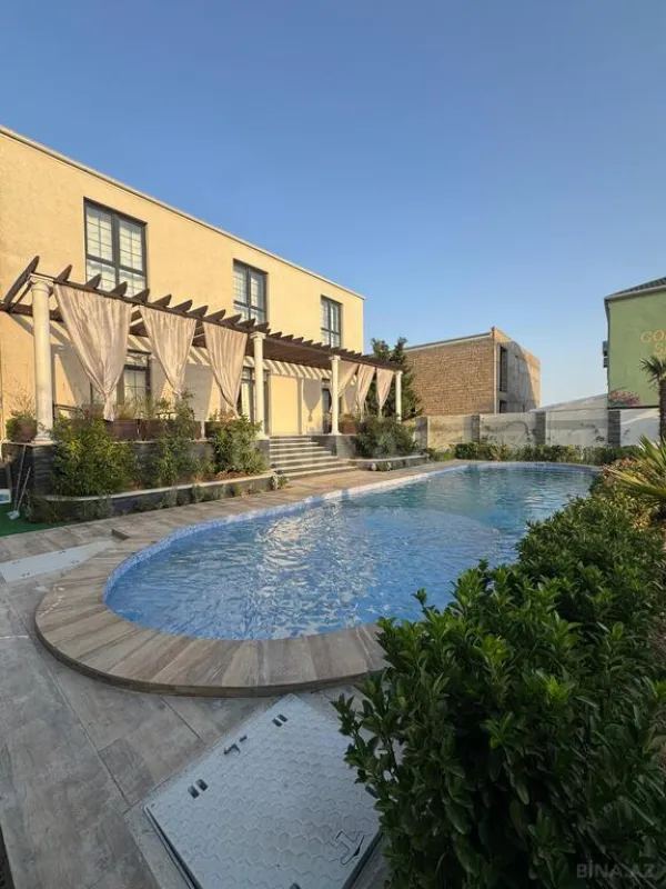 Satılır 5 otaqlı həyət evi 320 m²