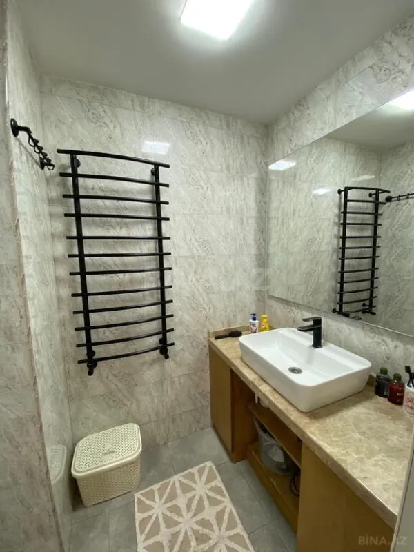 Satılır 2 otaqlı mənzil 90 m²