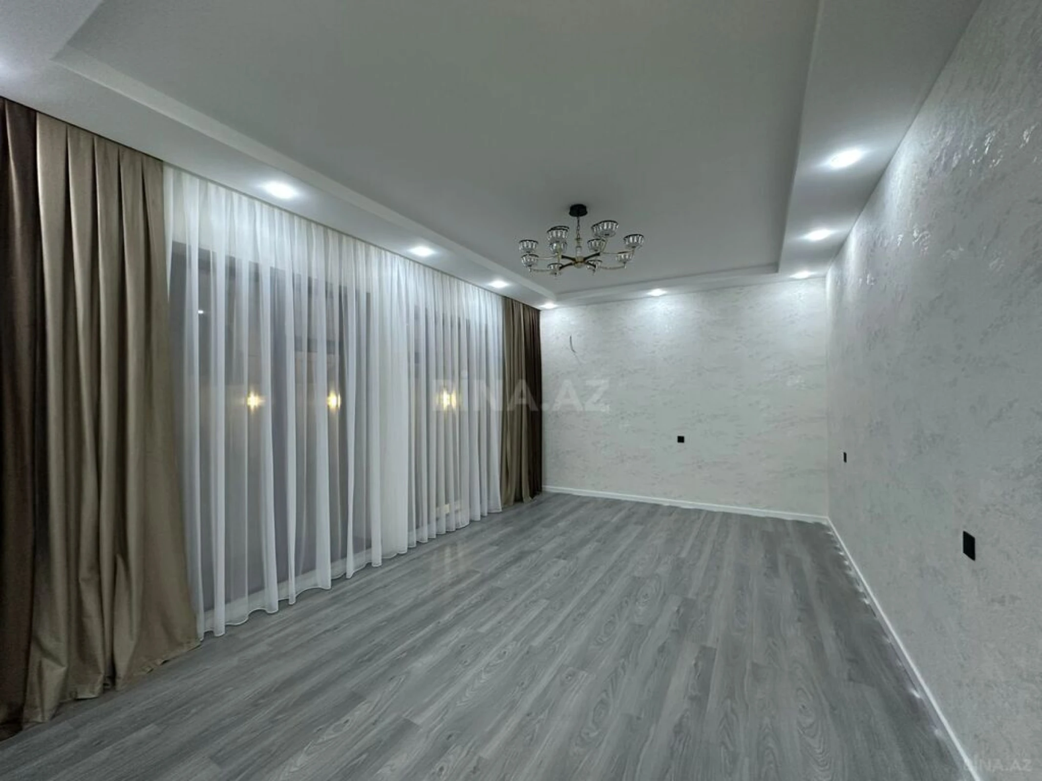Satılır 4 otaqlı həyət evi 190 m²