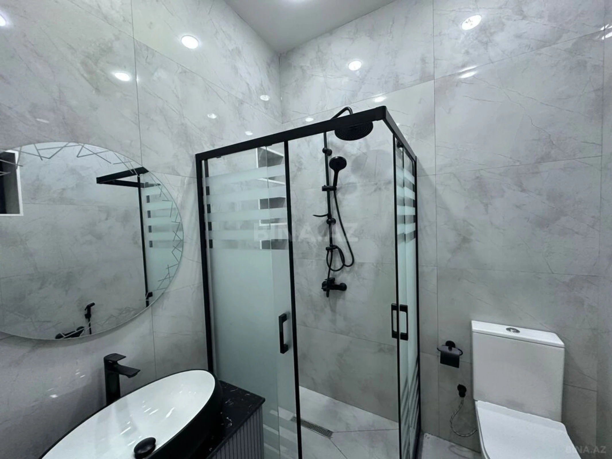 Satılır 4 otaqlı həyət evi 190 m²