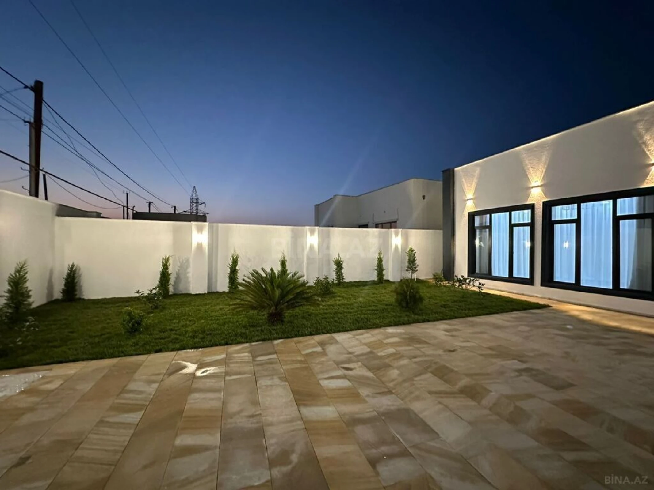 Satılır 4 otaqlı həyət evi 190 m²