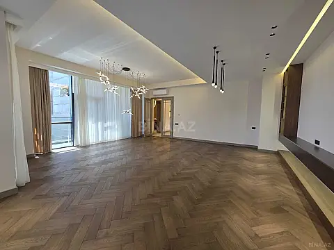 Satılır 4 otaqlı mənzil 200 m² — Bakı, Nizami 4 otaq 200.00 m²