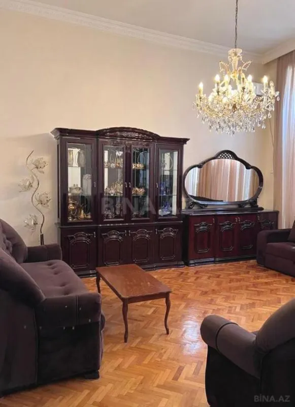 Satılır 3 otaqlı mənzil 100 m²