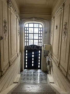 Kirayə verilir 6 otaqlı ofis 270 m²