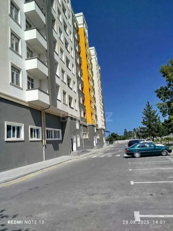 Satılır obyekt 1100 m²