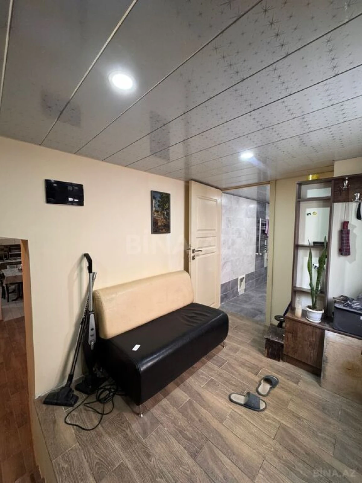 Satılır obyekt 70 m²