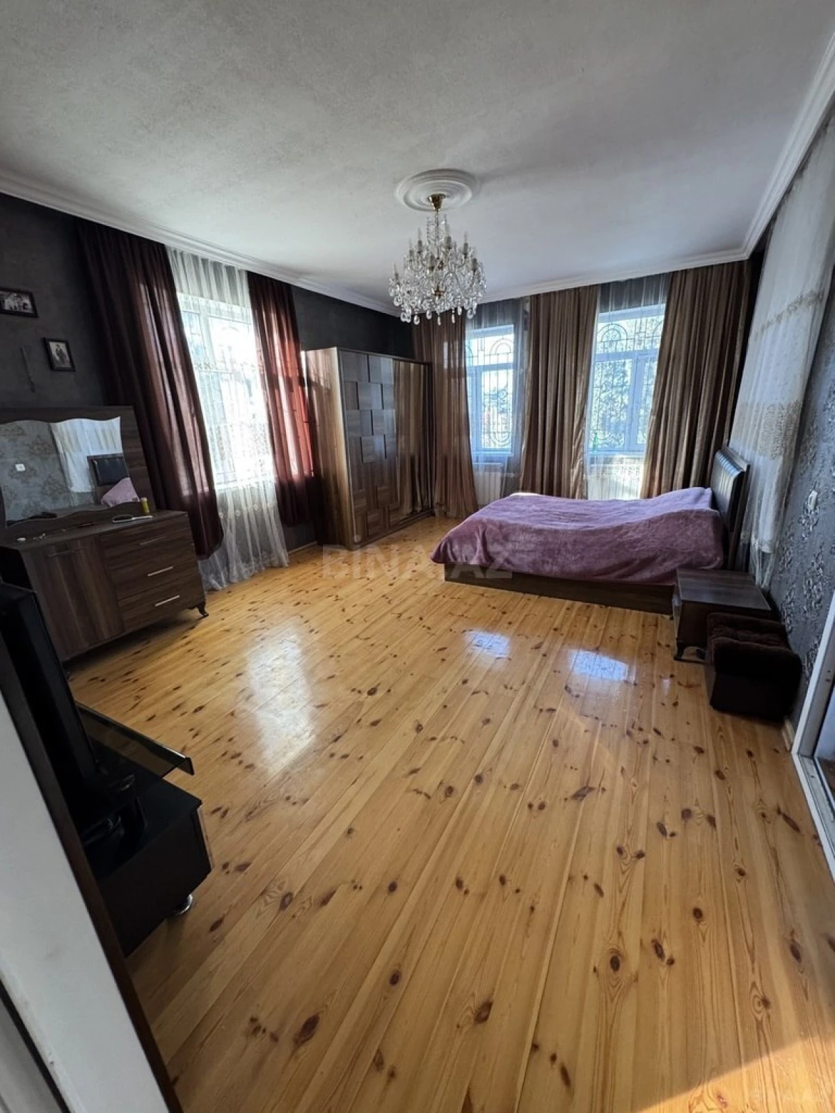 Satılır 7 otaqlı həyət evi 190 m²