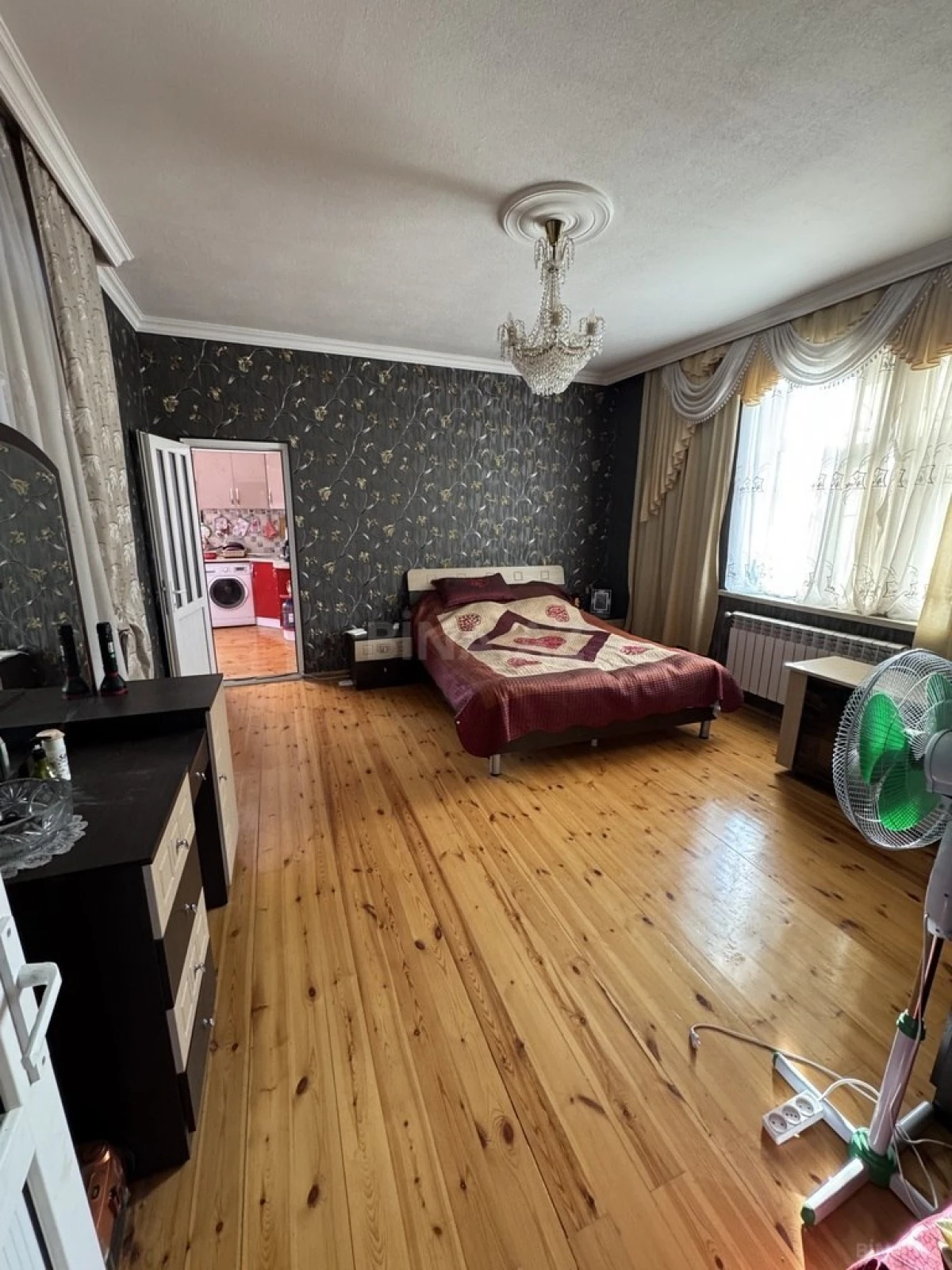 Satılır 7 otaqlı həyət evi 190 m²