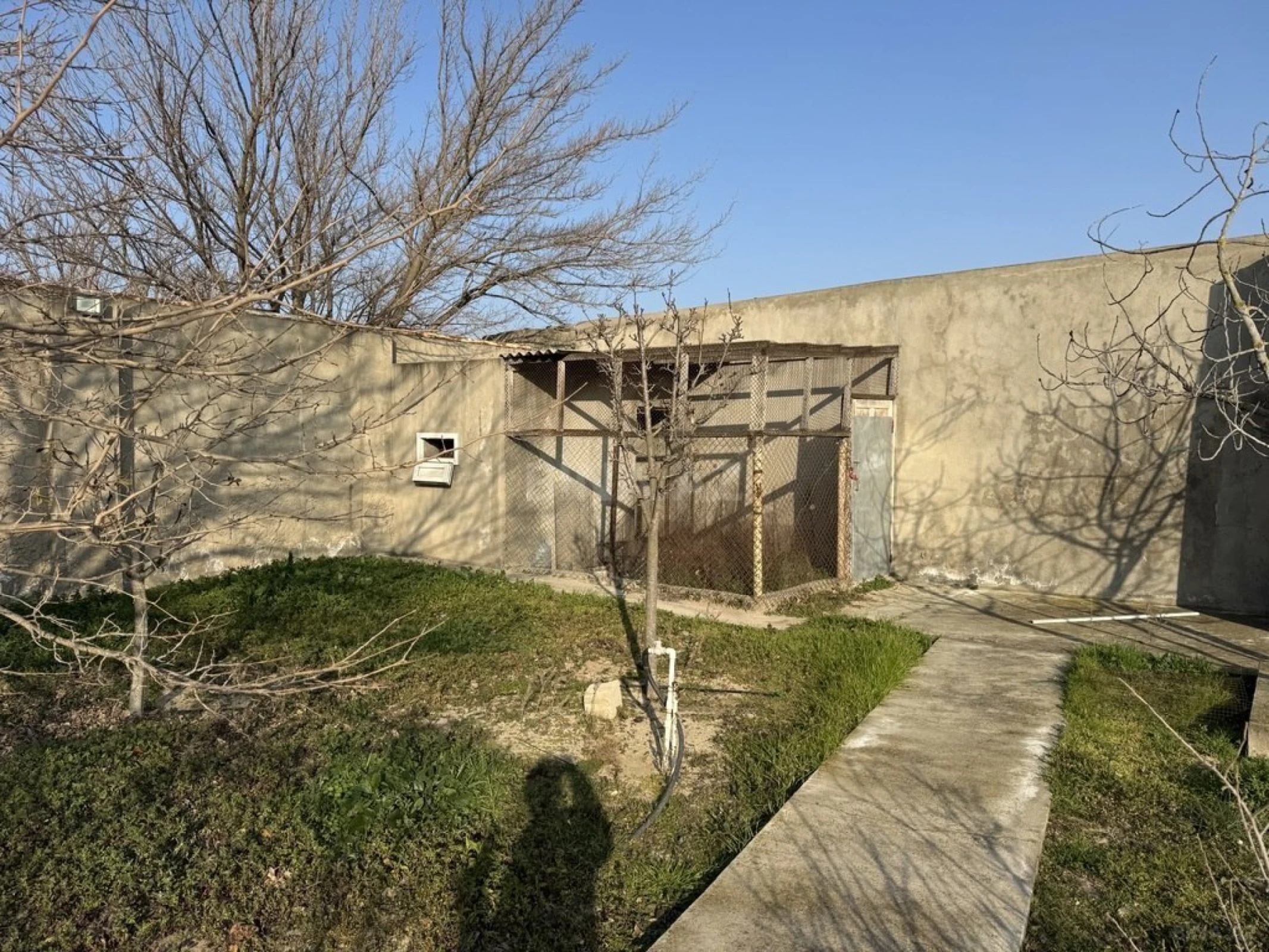 Satılır 7 otaqlı həyət evi 190 m²