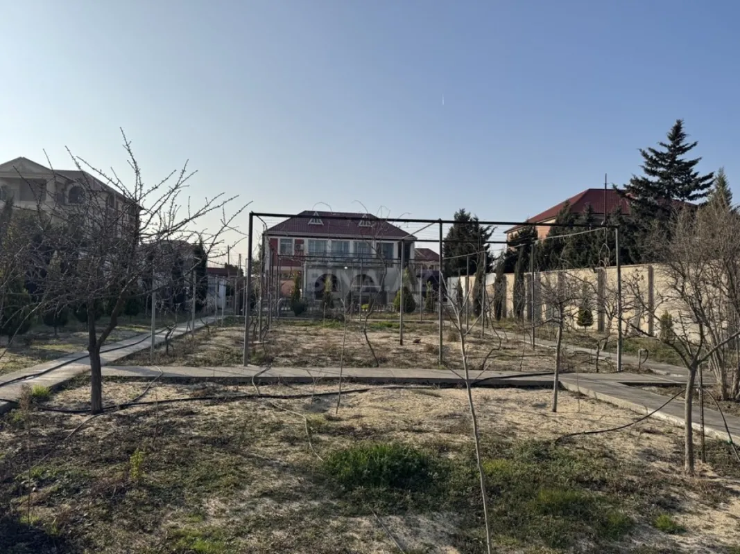 Satılır 7 otaqlı həyət evi 190 m²