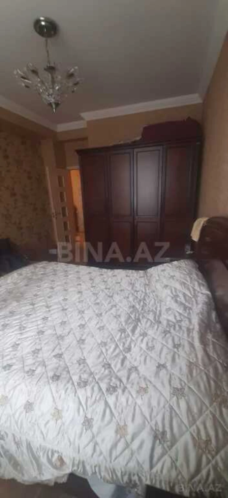 Satılır 3 otaqlı mənzil 105 m²