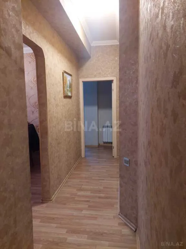 Satılır 3 otaqlı mənzil 105 m²