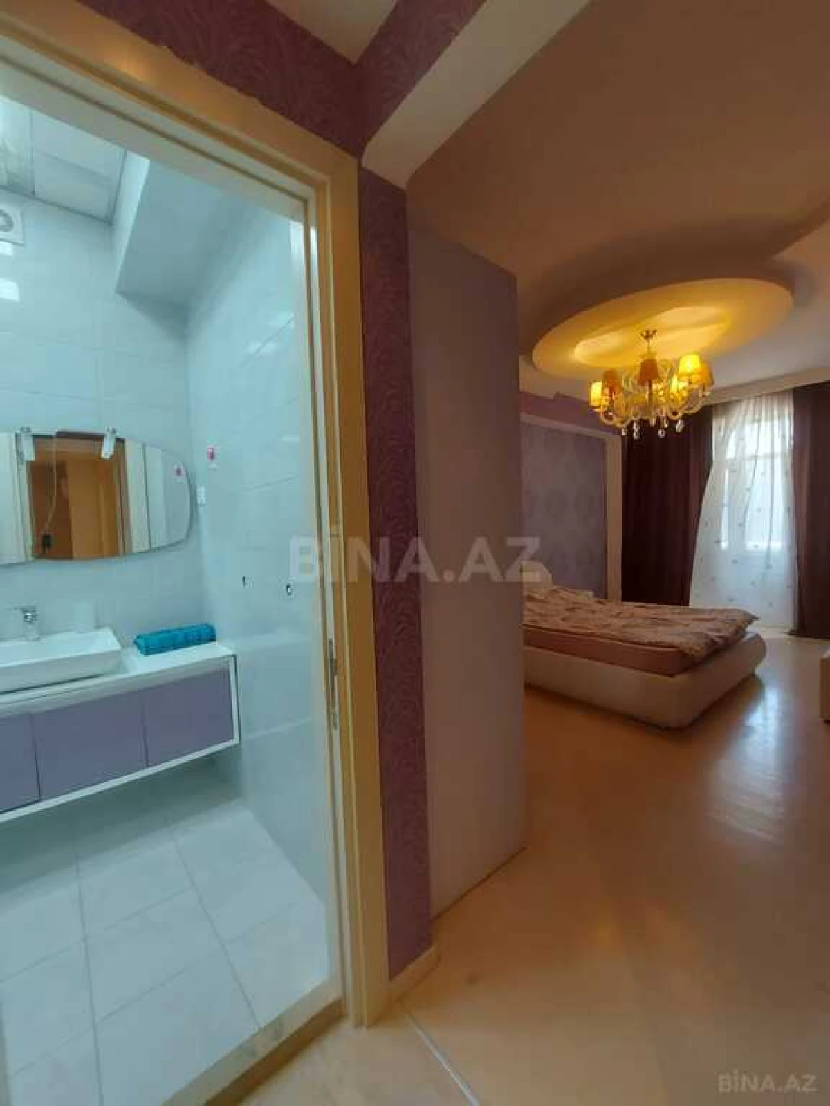 Kirayə verilir 2 otaqlı mənzil 95 m²