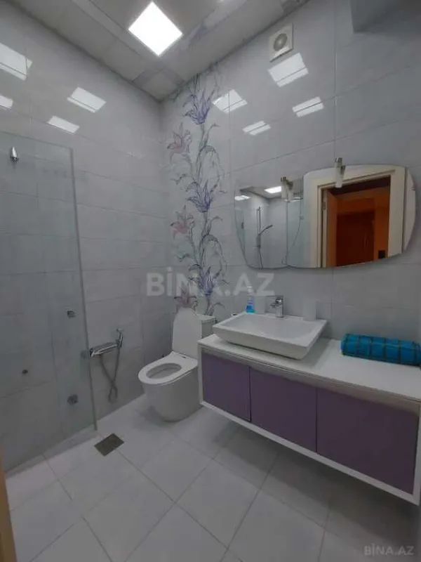 Kirayə verilir 2 otaqlı mənzil 95 m²