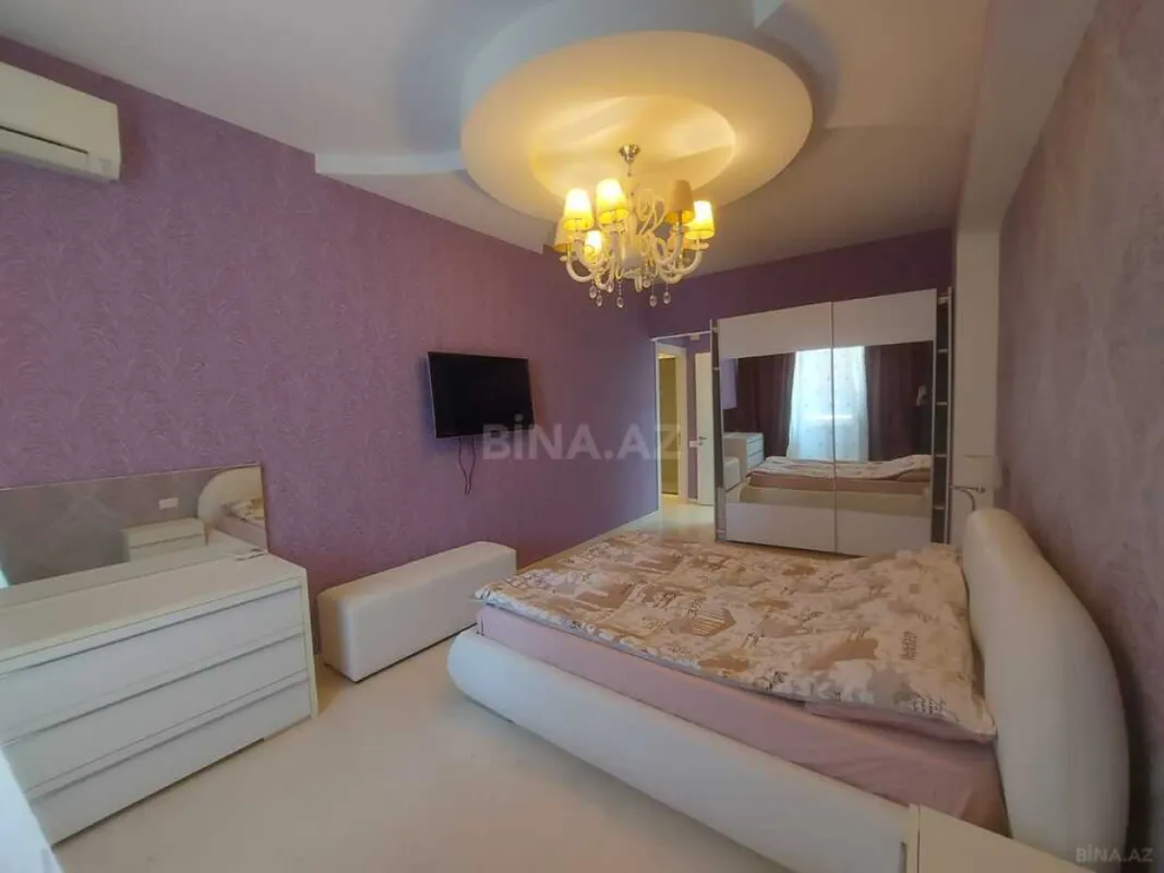 Kirayə verilir 2 otaqlı mənzil 95 m²