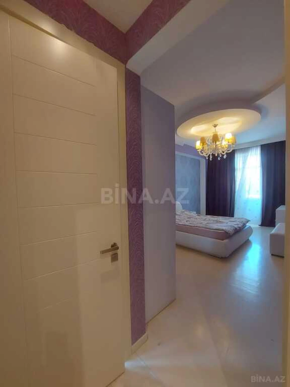 Kirayə verilir 2 otaqlı mənzil 95 m²