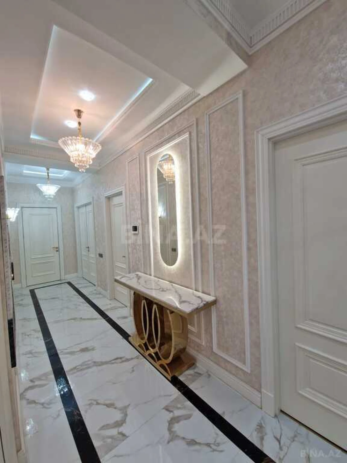 Satılır 3 otaqlı mənzil 143 m²