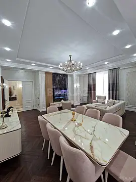 Satılır 3 otaqlı mənzil 143 m²