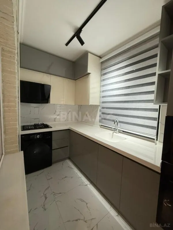 Kirayə verilir 2 otaqlı mənzil 80 m²