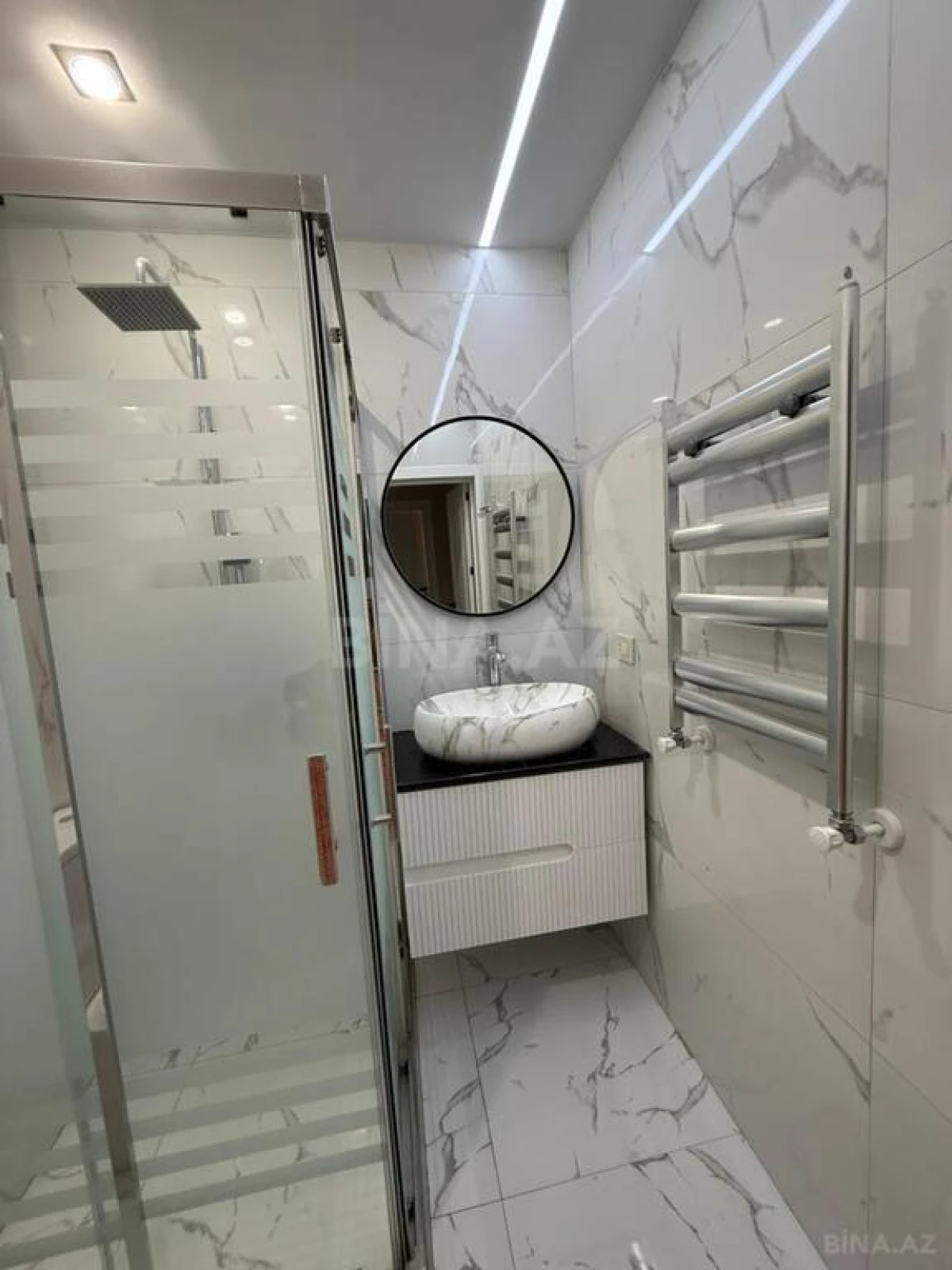 Kirayə verilir 2 otaqlı mənzil 80 m²