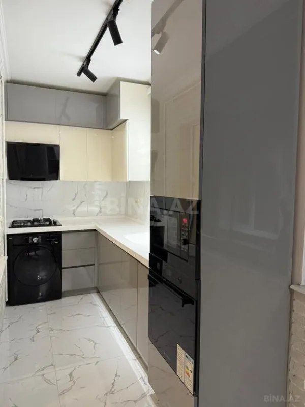 Kirayə verilir 2 otaqlı mənzil 80 m²