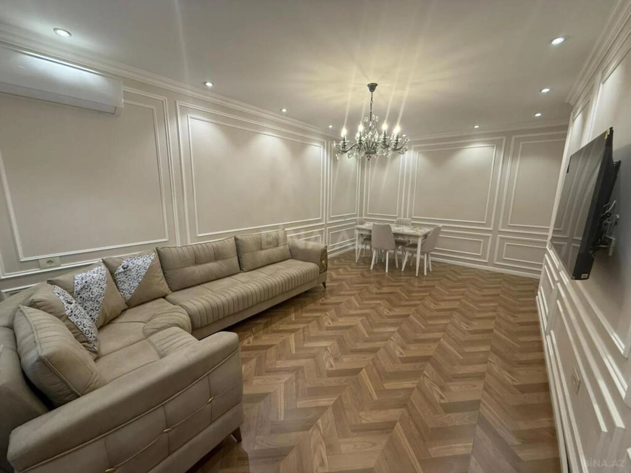 Kirayə verilir 2 otaqlı mənzil 80 m²