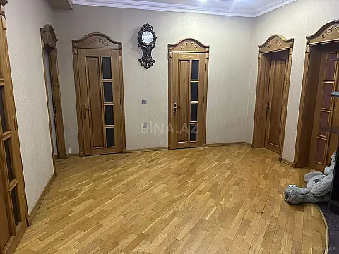 Satılır 3 otaqlı mənzil 119 m² — Bakı 3 otaq 119.00 m²