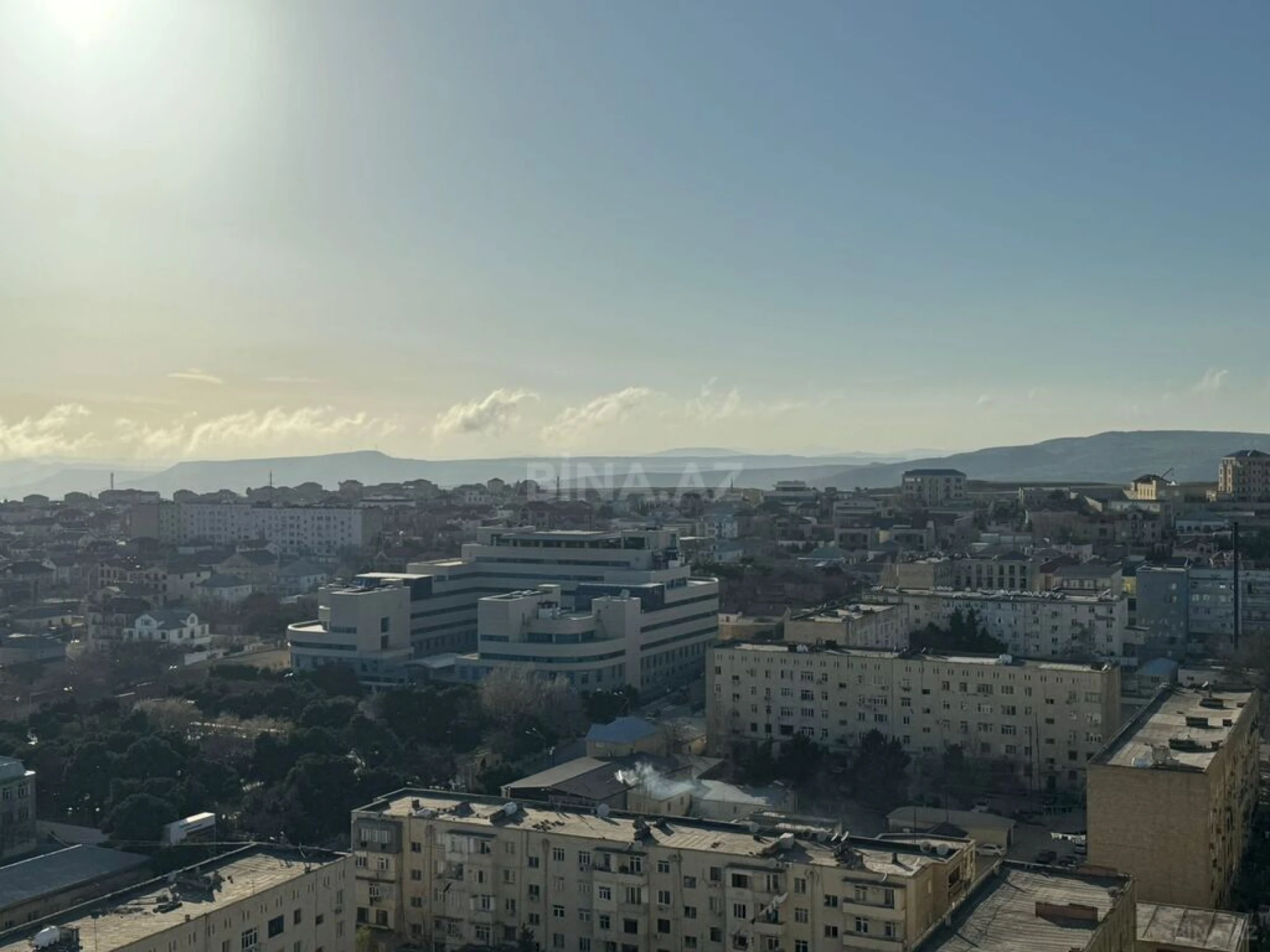 Satılır 3 otaqlı mənzil 155 m²