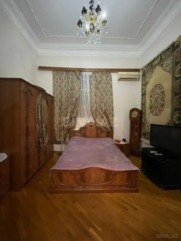 Satılır 3 otaqlı mənzil 105 m²