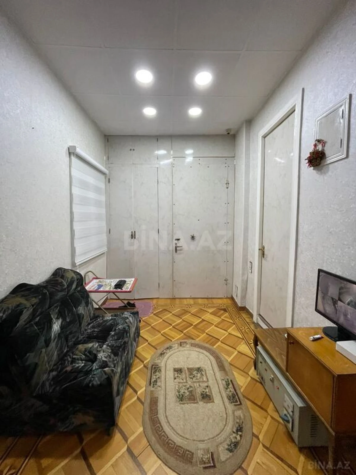 Satılır 3 otaqlı mənzil 105 m²