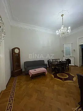 Satılır 3 otaqlı mənzil 105 m²