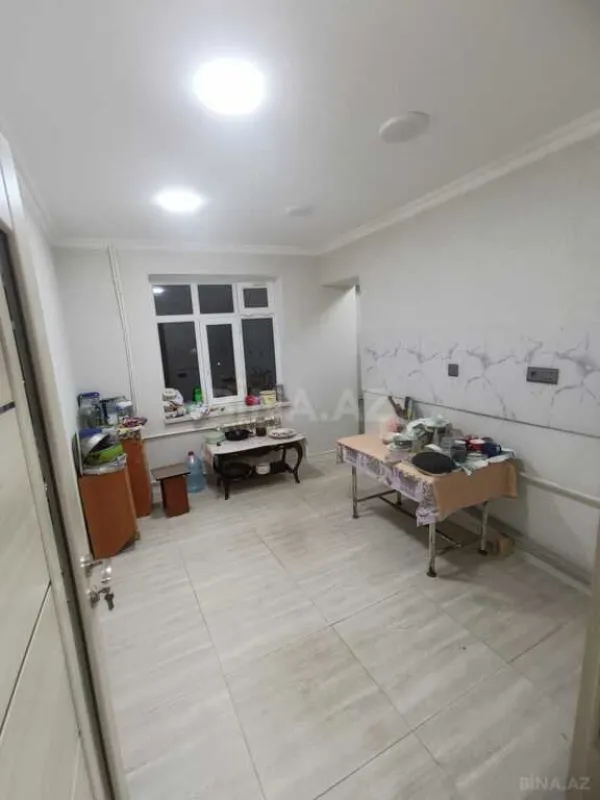 Satılır 4 otaqlı mənzil 100 m²