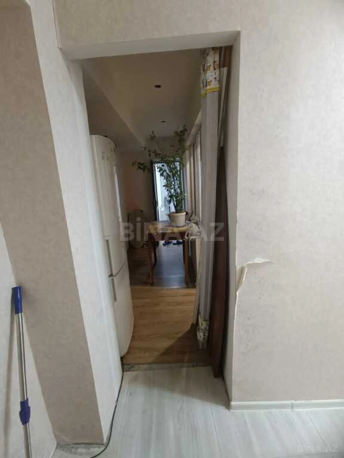 Satılır 4 otaqlı mənzil 100 m²