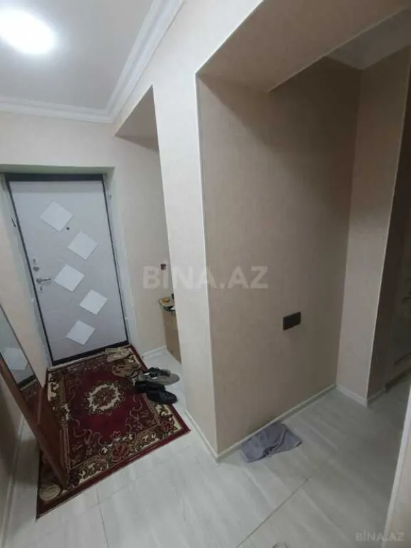 Satılır 4 otaqlı mənzil 100 m²