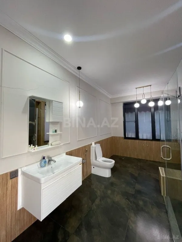 Kirayə verilir 6 otaqlı həyət evi 400 m²