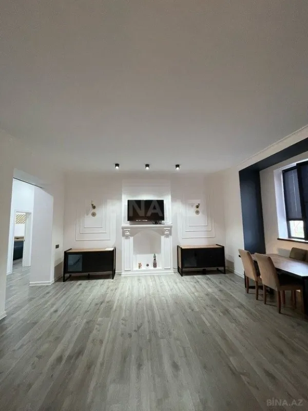 Kirayə verilir 6 otaqlı həyət evi 400 m²