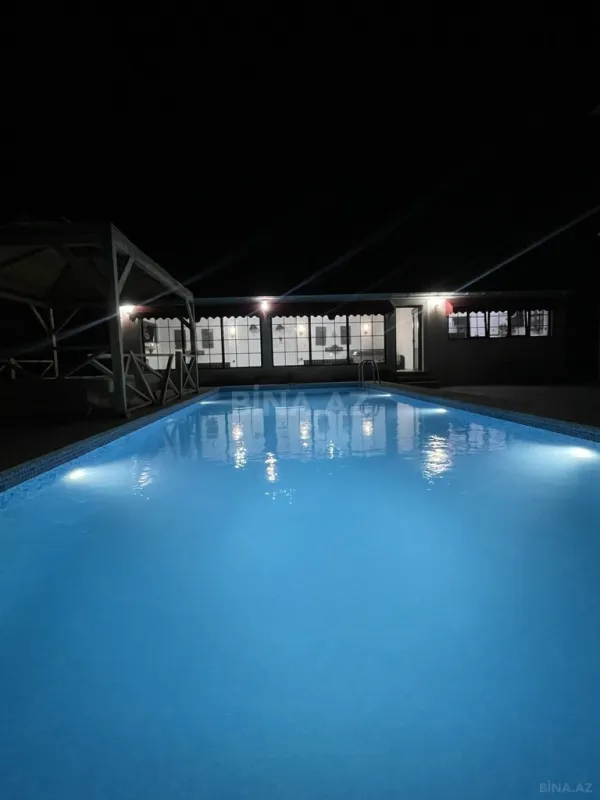 Kirayə verilir 6 otaqlı həyət evi 400 m²