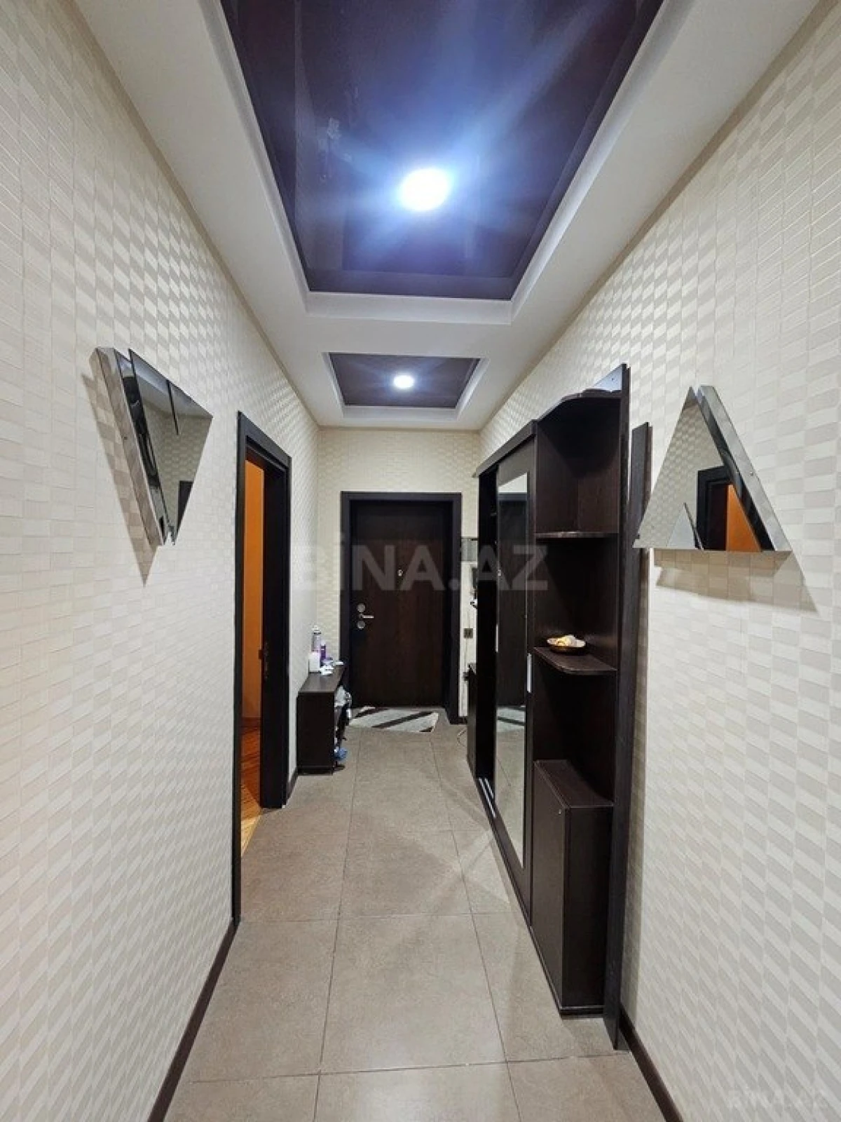 Satılır 4 otaqlı mənzil 110 m²